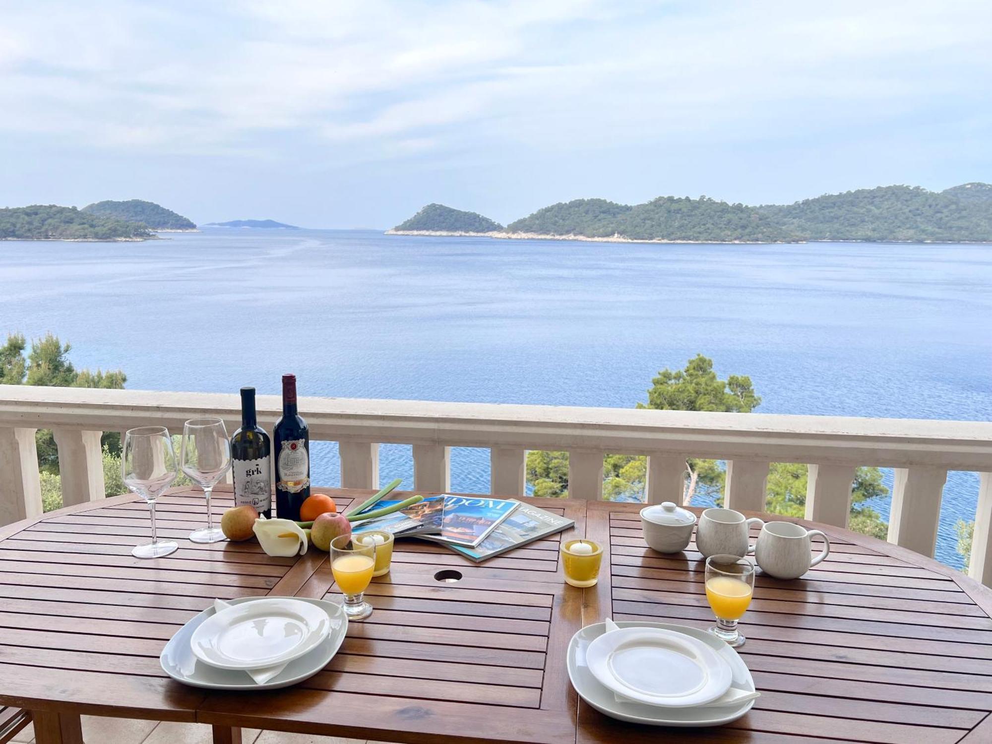 Terrace Studios With Panoramic Seaview Uble المظهر الخارجي الصورة